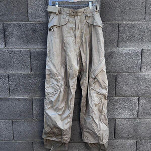 Fantastic pair of snowboard pants or ski pants